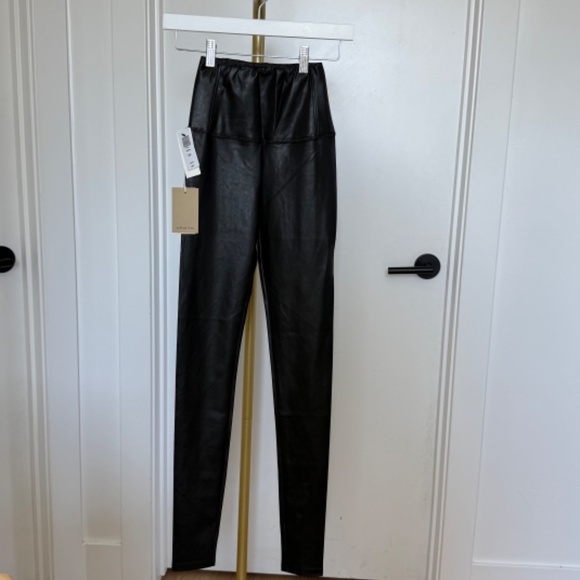 Aritzia Wilfred Free Daria Faux Leather Leggings - BNWT - Picture 12 of 13